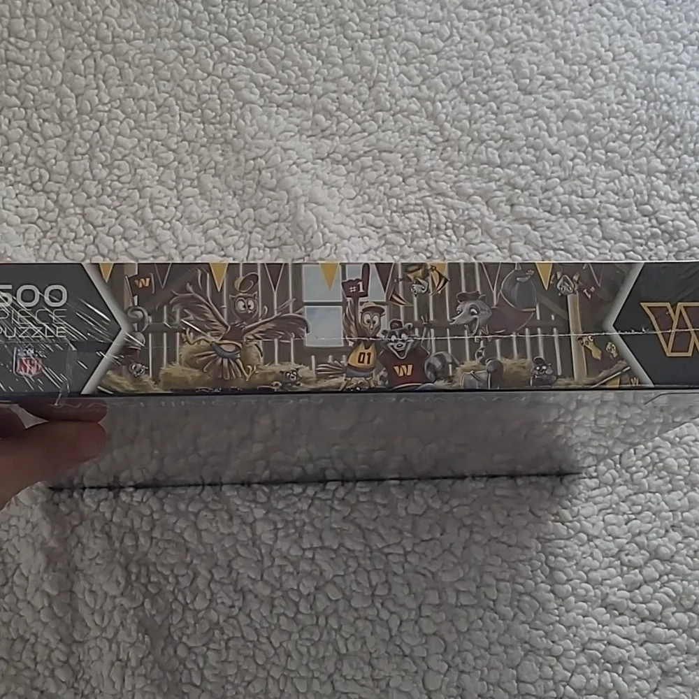 Washington Commanders 500 Piece Puzzle NWOT Unopened - Picture 2 of 5